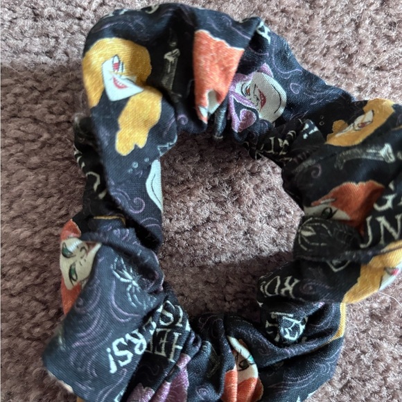 Vibrant Halloween Cartoon Print Kids Hair Scrunchies Set - Picture 2 of 4